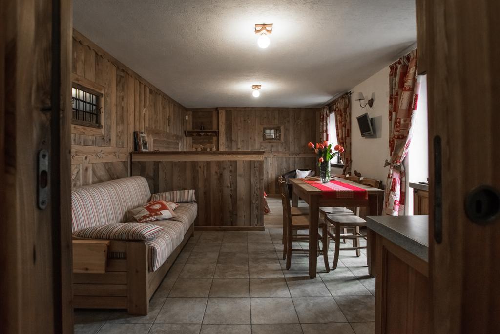 Lo Ni Di Candolle Gignod Exterior foto
